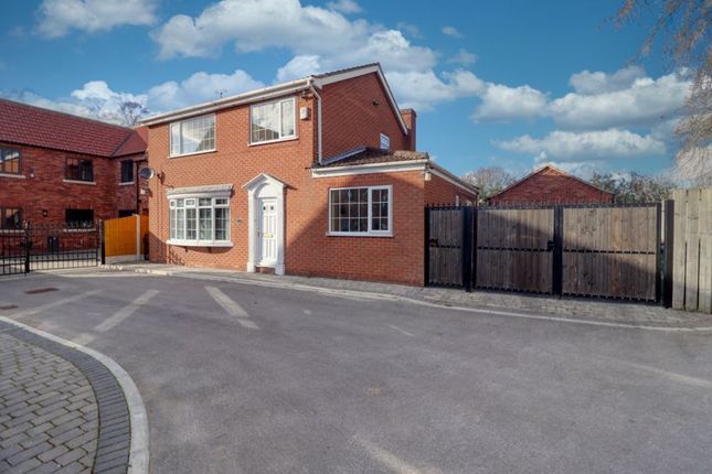 Detached house for sale in Church View, Crowle, Scunthorpe