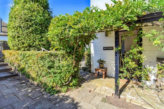 West Wing, 6, Sackville Close, Sevenoaks photo 2