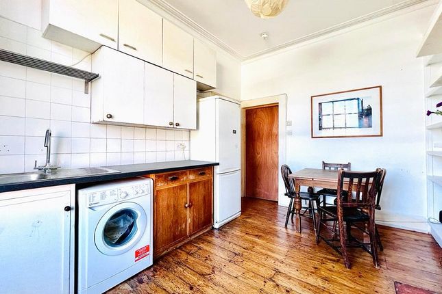 Room 2, 82, Mildmay Road, London photo 2