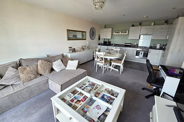 21, Purcell Place, Biggleswade photo 2