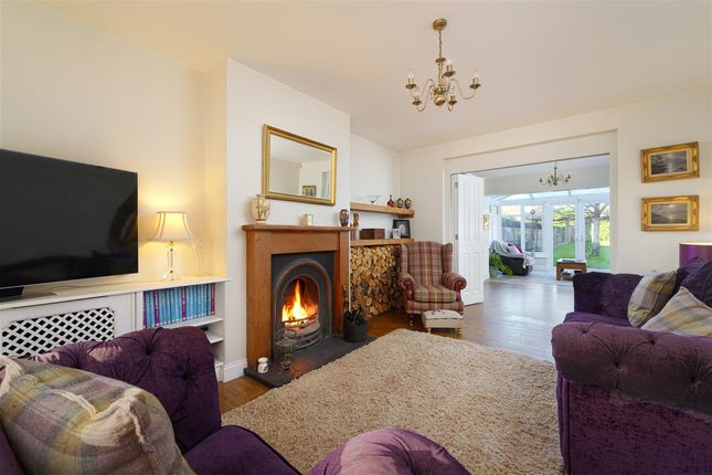 Vine House, Weavering photo 3