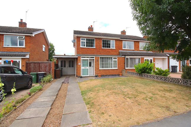 Thumbnail Semi-detached house for sale in Pembroke Avenue, Syston, Leicester