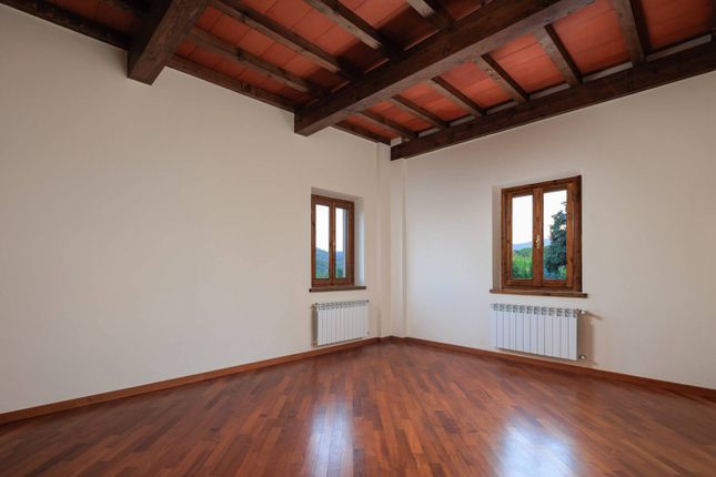 Duplex for sale in Via Delle Fonti, Carmignano, Toscana