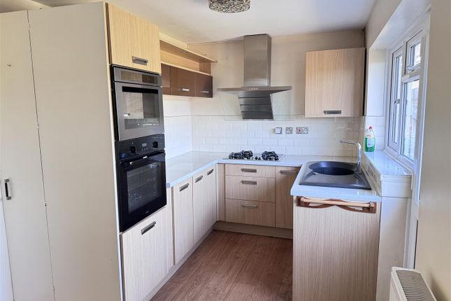 45, Old Roselyon Crescent, Par photo 3