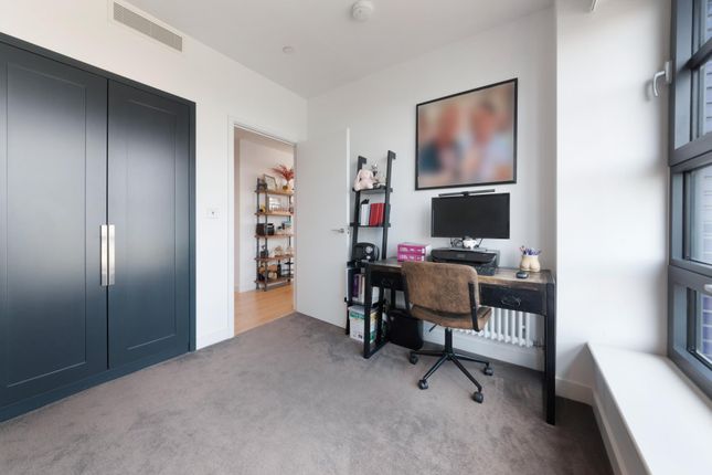 Flat for sale in Bridgewater House, Lookout Lane