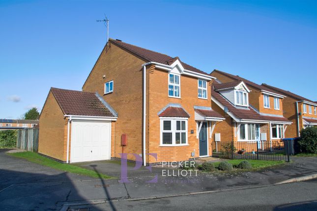 Thumbnail Semi-detached house for sale in Windrush Drive, Hinckley