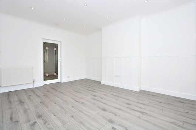 11, Langlands Avenue, Glasgow photo 4