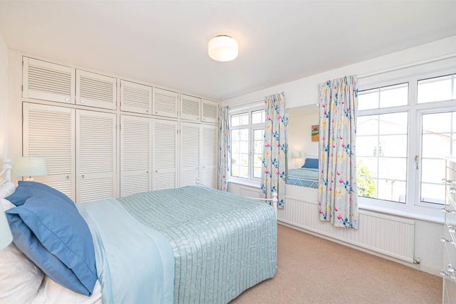 22Harveyavenue_037.Jpg