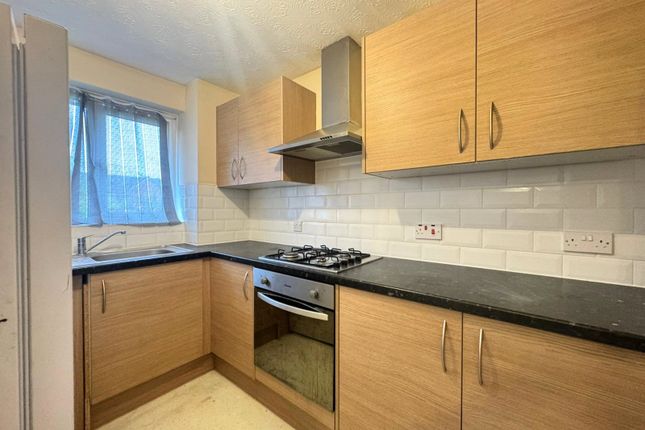 343, Express Drive, Goodmayes photo 3