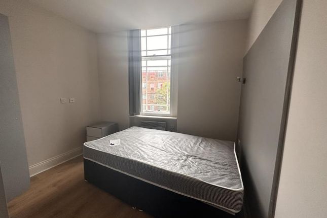 Studio to rent in Guildhall Walk, Portsmouth, Dd