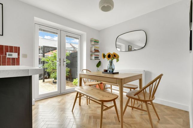 31 Field Farm Way, Nottingham photo 4