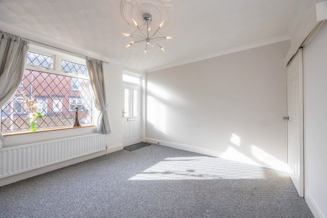 13, Richmond Avenue, Barnsley photo 3