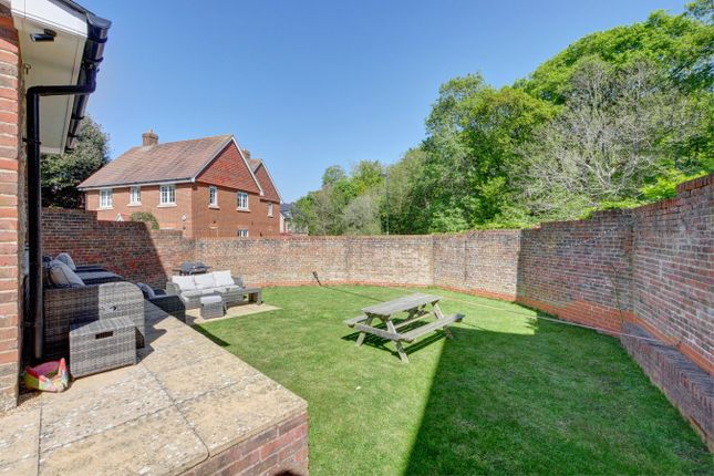 30, Chichester Road, Hellingly photo 2