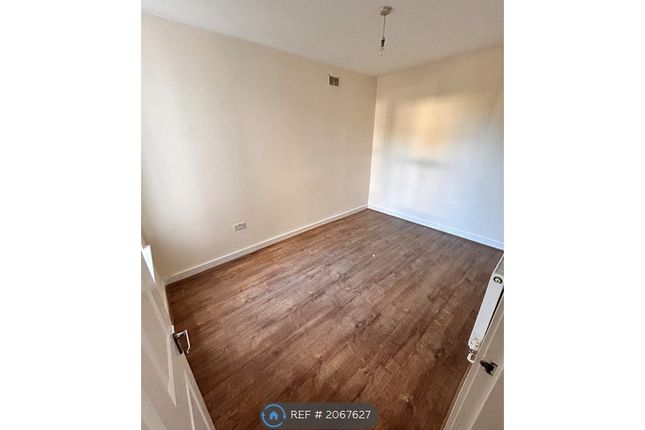Flat to rent in Bournemouth Road, Chandler's Ford, Eastleigh
