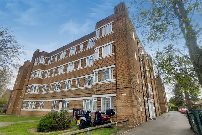 2 bed flat for sale in Warwick Gardens, London CR7