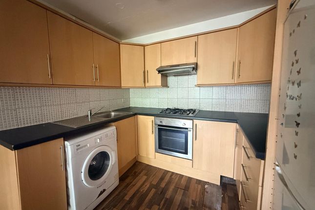 10, Stacey Road, Cardiff photo 3
