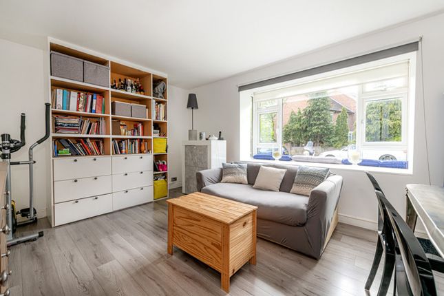 Flat for sale in Buttermere Drive, Putney, London