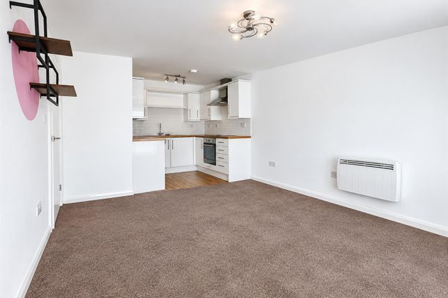 17 Castris, 34-40, Warwick Road, Kenilworth photo 3