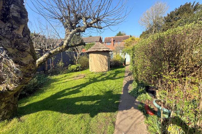 6, Orchard Way, Rugby photo 2