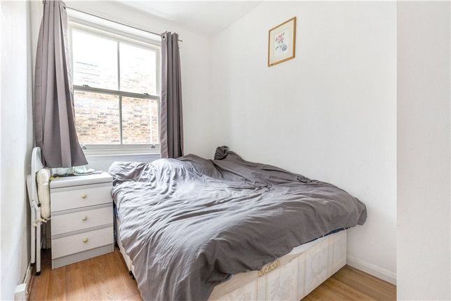 Flat for sale in Earls Court Road, Earls Court Road, London