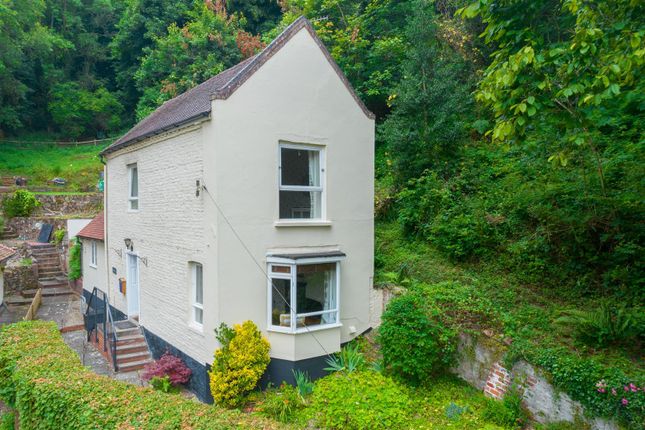 Thumbnail Detached house for sale in Holywell Road, Malvern