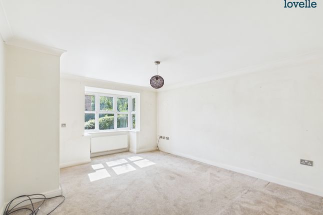 25, Lancaster Drive, Market Rasen photo 3