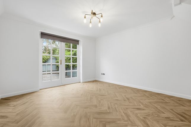9, Blacksmith Way, Sawbridgeworth photo 4