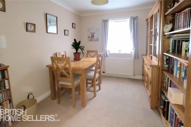 14, Glebe Gardens, Driffield photo 4
