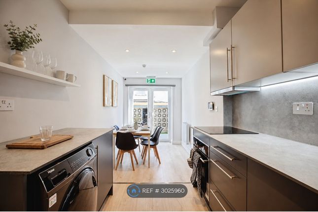 Birchanger Road, London photo 5