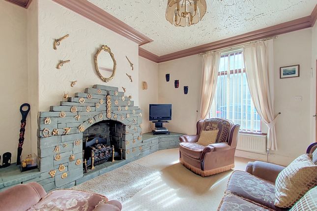 24, GOODER LANE, BRIGHOUSE photo 4