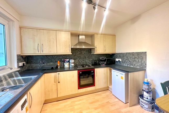 Flat 14, Calgarth, London photo 5