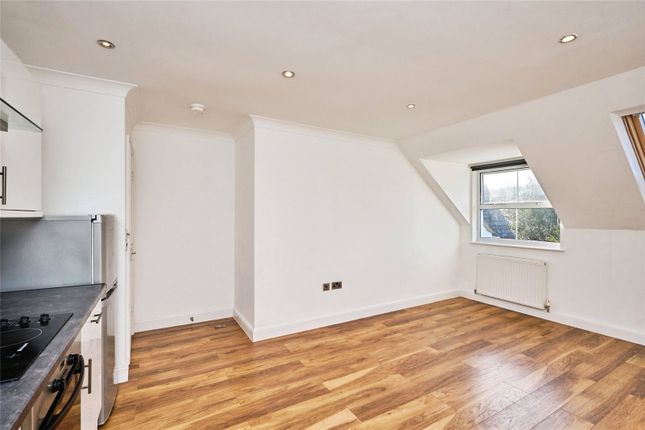 Flat 7B, Rychris Court, 8, Victoria Avenue, Isle of Wight photo 4