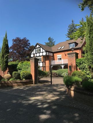 Thumbnail Flat to rent in Woodleigh Mansions, Larch Avenue, Ascot