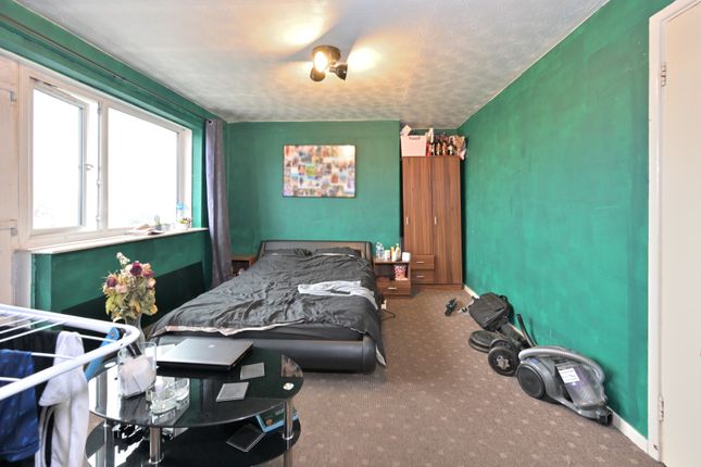 17 Derwent House, Samuel Street, Preston photo 4