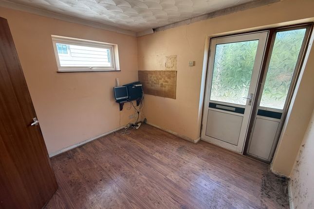 44 High Street, Halling, Rochester photo 4