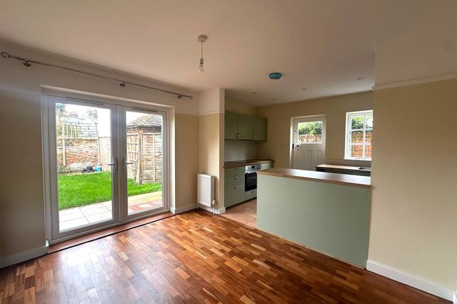 79 St. Peters Lane, Canterbury photo 3