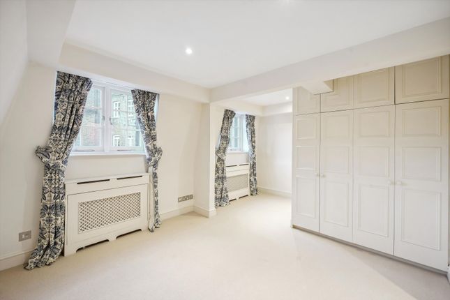 Terraced house to rent in Clabon Mews, Knightsbridge, London
