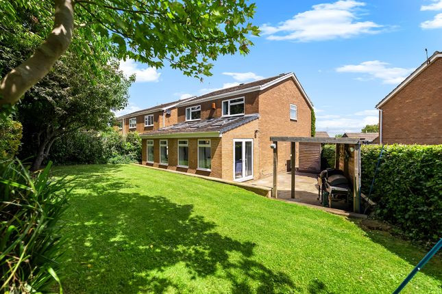11 Hookstone Close, Harrogate photo 4