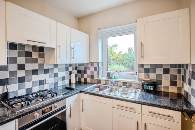 45, Hughes Crescent, Chepstow photo 3