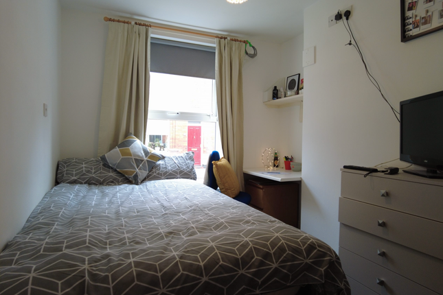 End terrace house to rent in Hereward Street, Lincoln