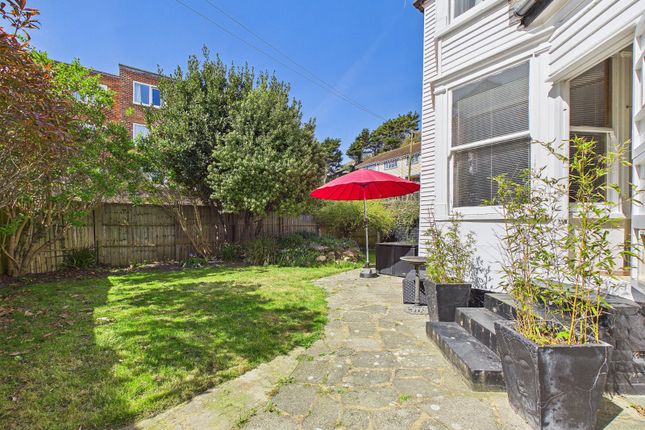 2 Cliffe Cottage, 6, The Riviera, Folkestone photo 2