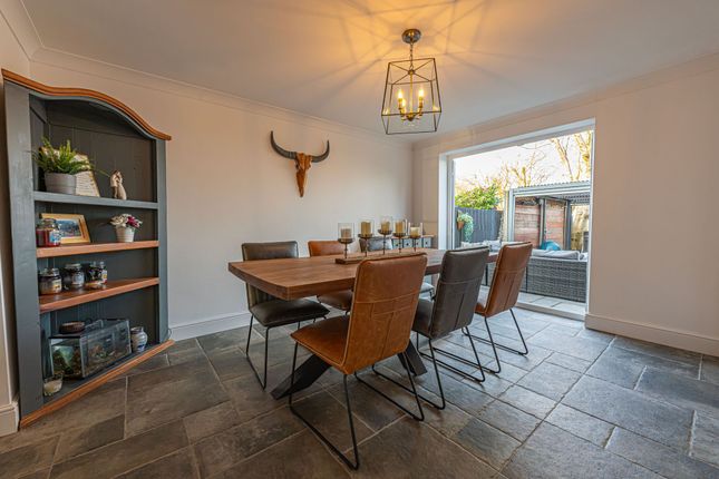 16 Llangorse Drive, Newport photo 3