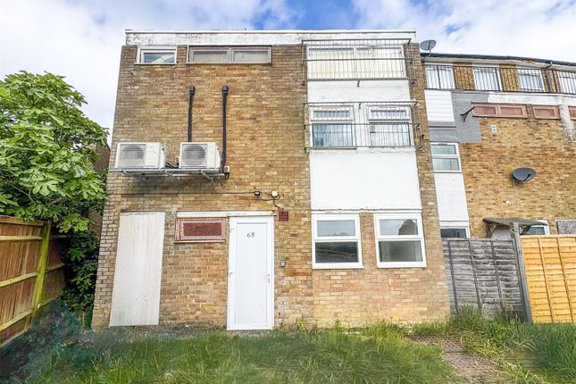 Studio flat on Basement Flat 68, Malvern Way, Hastings, £625/mo