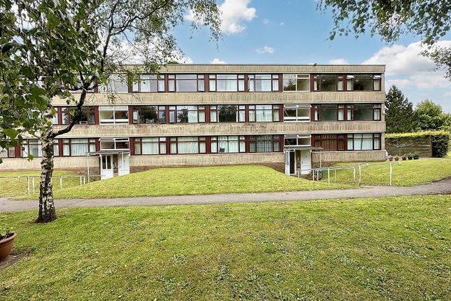 Thumbnail Flat for sale in Midford Road, Bath