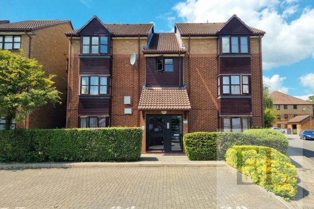 Studio for sale in Conifer Way, Wembley