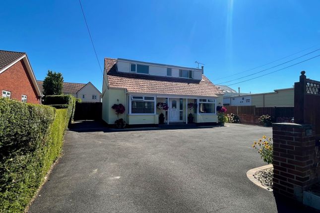 4 bed detached bungalow for sale in Bridgwater Road, Bathpool, Taunton TA2