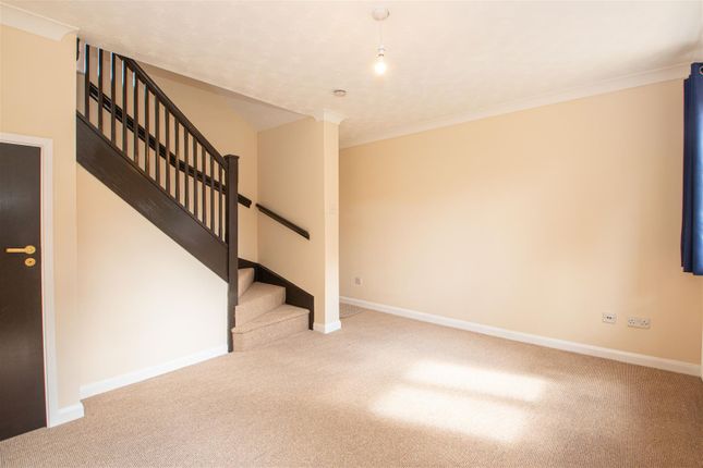 22, Whitsun Pasture, Milton Keynes photo 5
