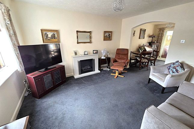 9, Chapel Field, Sandy photo 2