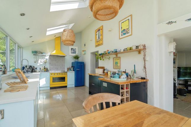 10, Chapel Lane, Haverfordwest photo 4