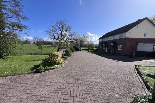4, Tatton Road, Handforth photo 2